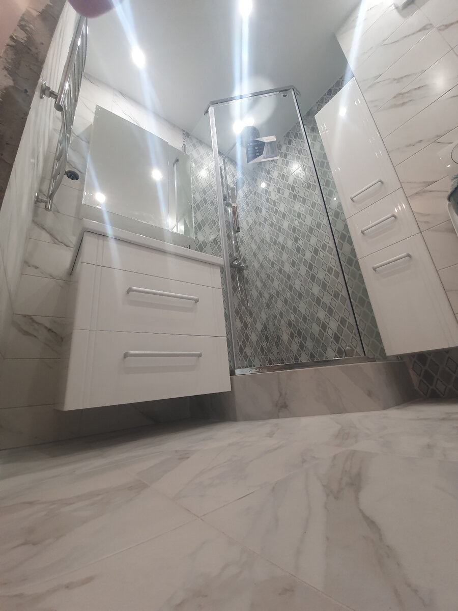 Вид снизу с мебелью. 