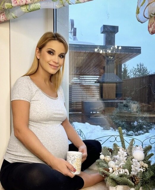 Беременная Ольга Орлова