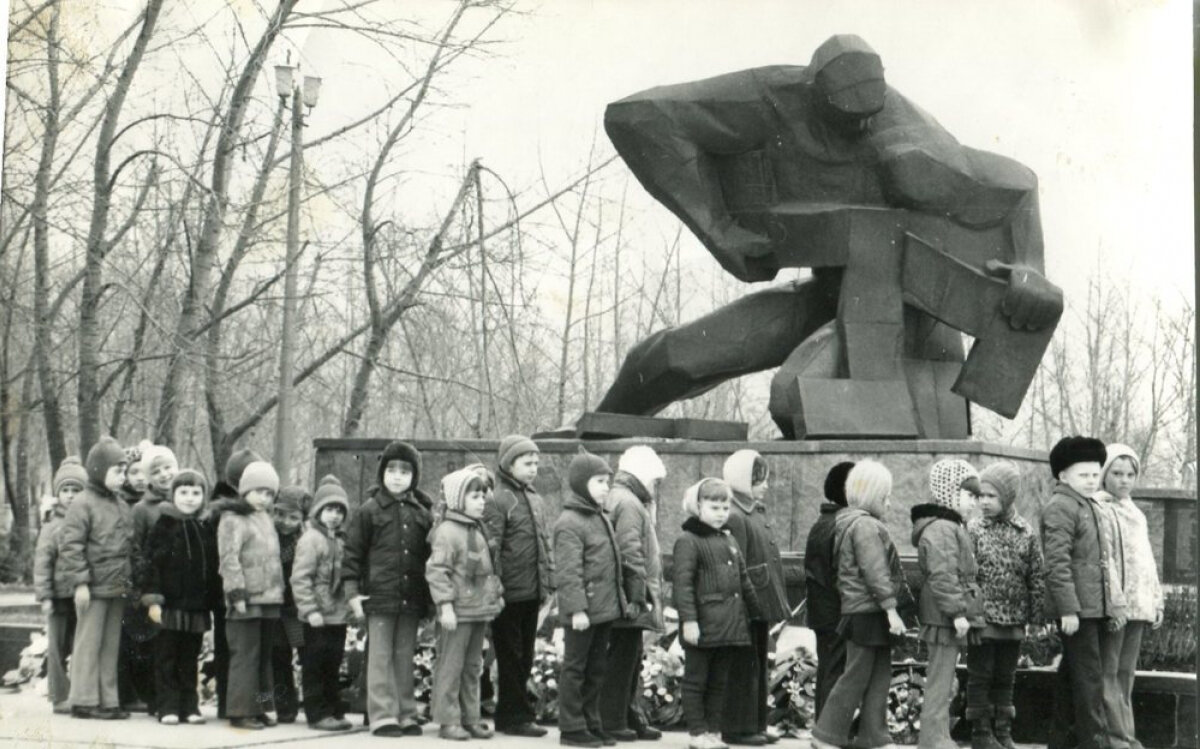 Куда исчез памятник советскому солдату в Воронеже? | История с Андреем  Журавлевым | Дзен