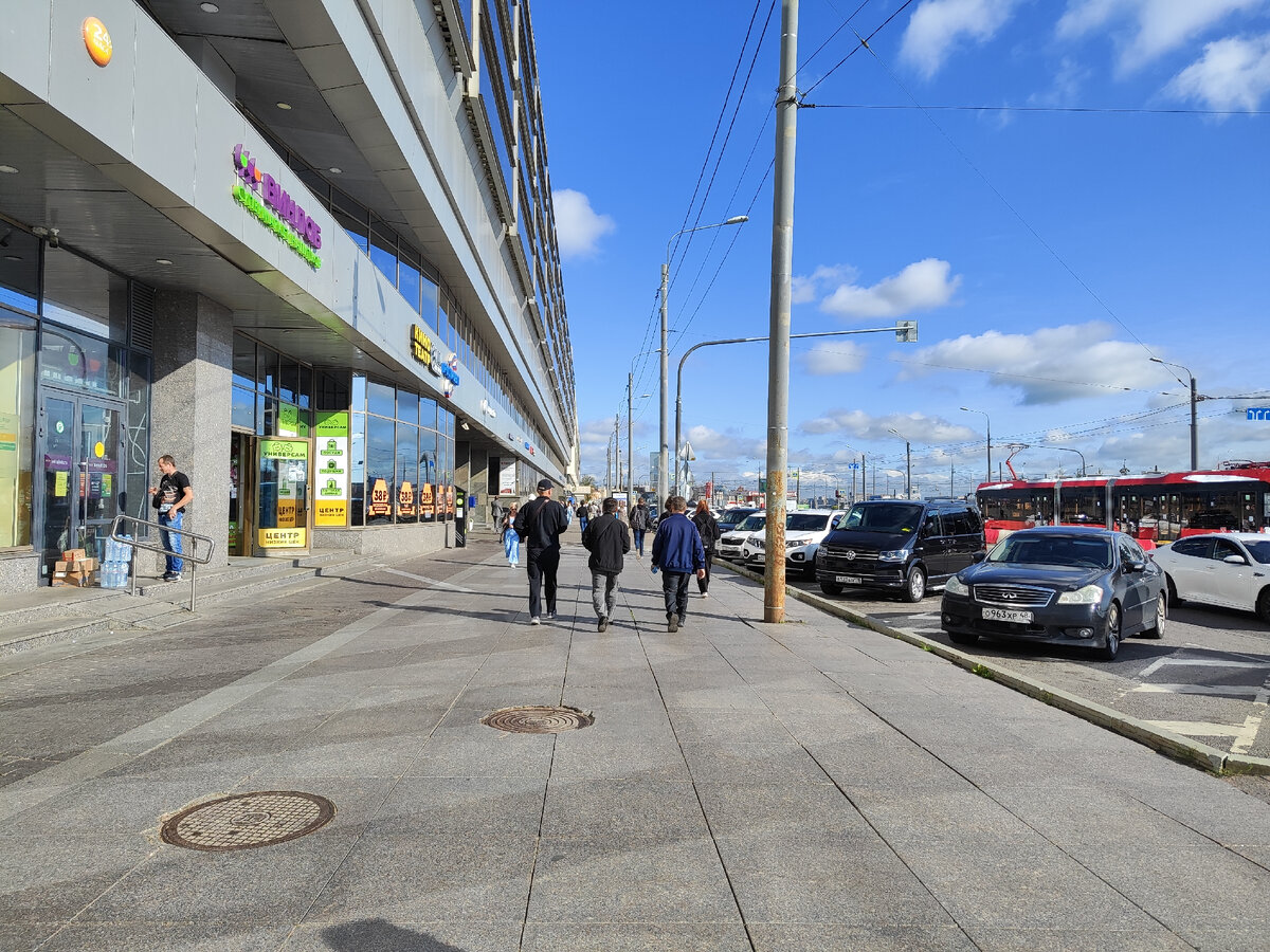 Парковка у дороги