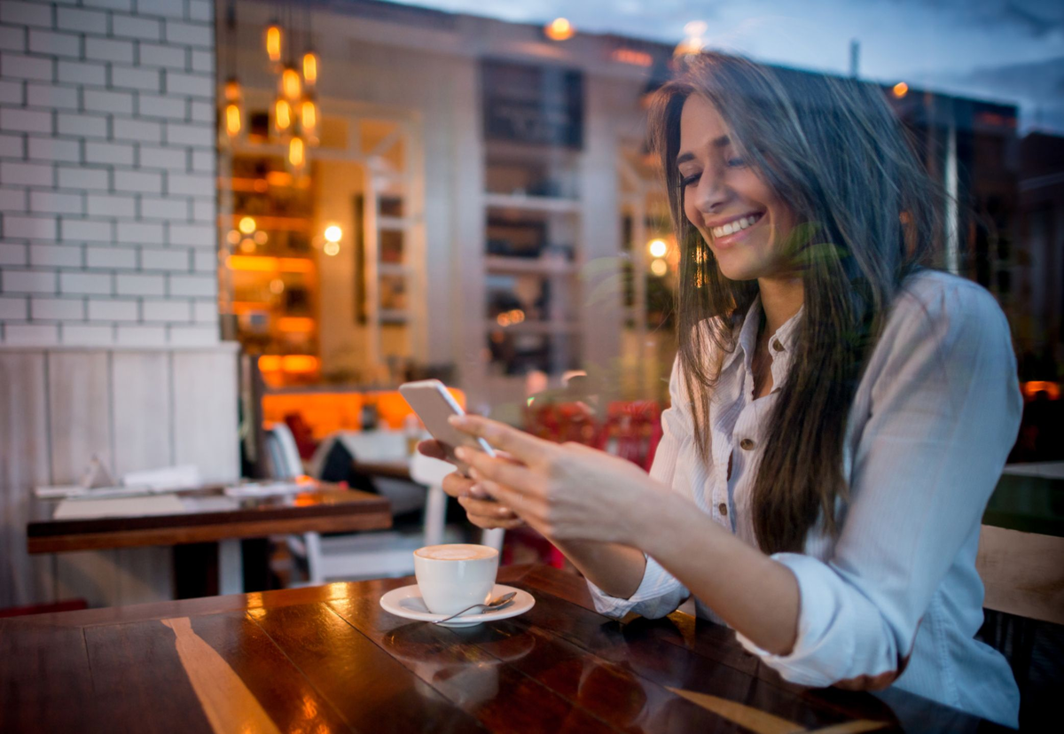 Скажите эти 2 слова - и денег у Вас всегда будет много. И еще молитва ...