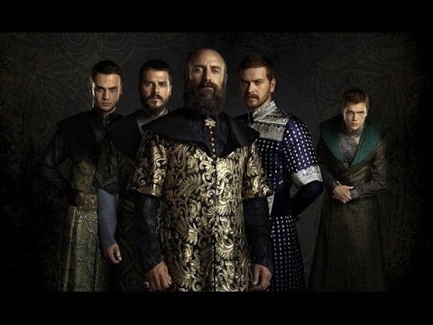 «Великолепный Век» Султан Сулейман с сыновьями, фото взято с сайтаhttps://tvclip.biz/rev/шехзаде/: