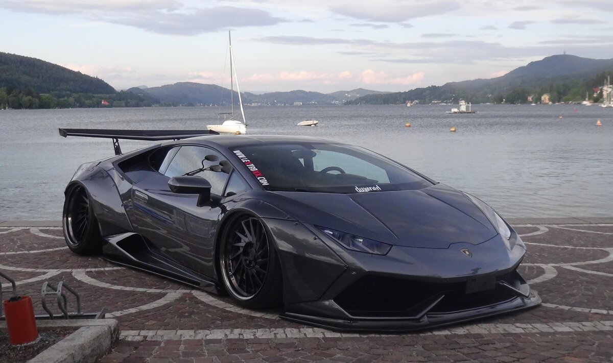 Lamborghini Huracan Lexy Roxx 