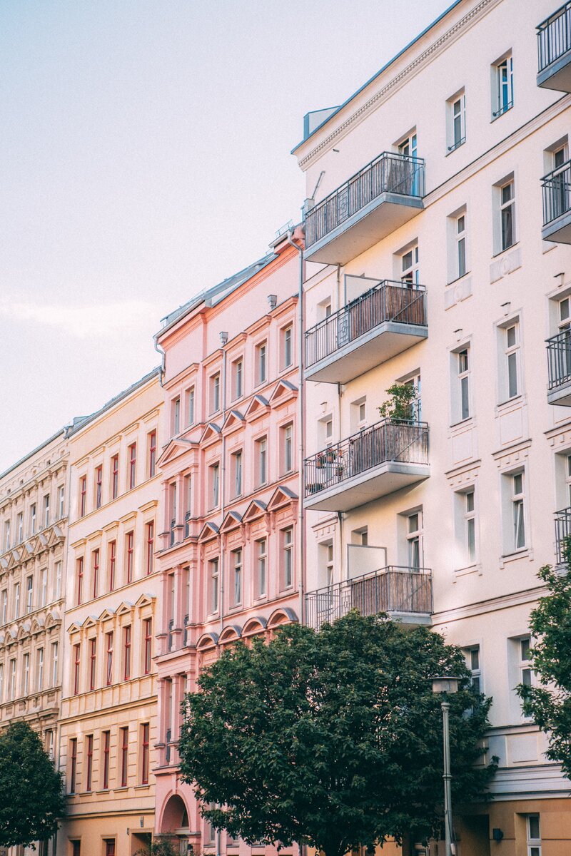 https://unsplash.com/photos/HZPrWMk4wXY