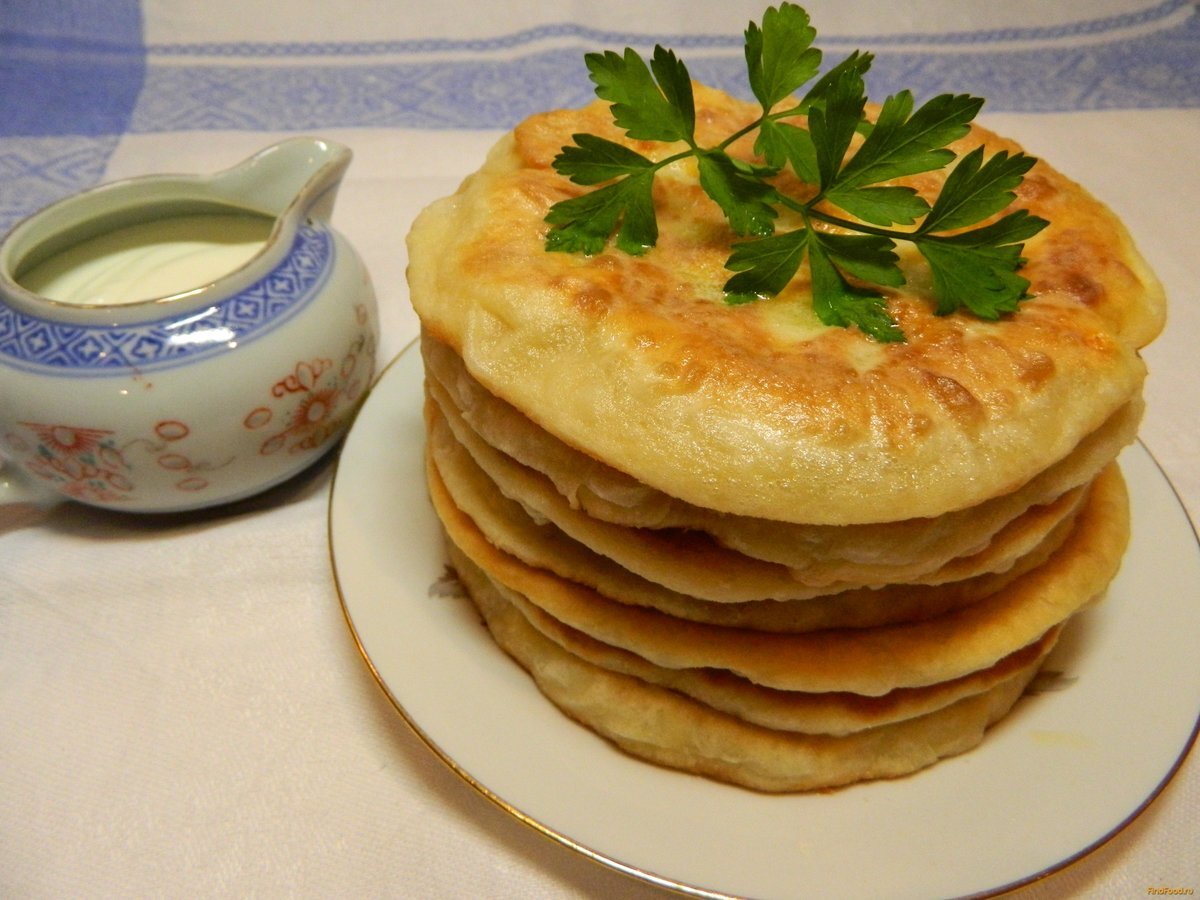 Хачапури с сыром на сковороде рецепт с фото пошагово