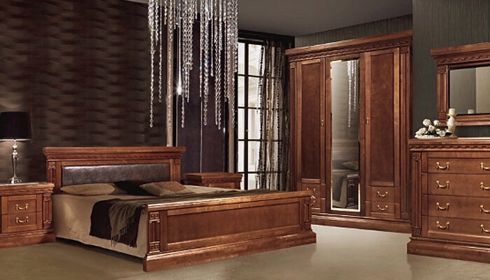 Спальный гарнитур