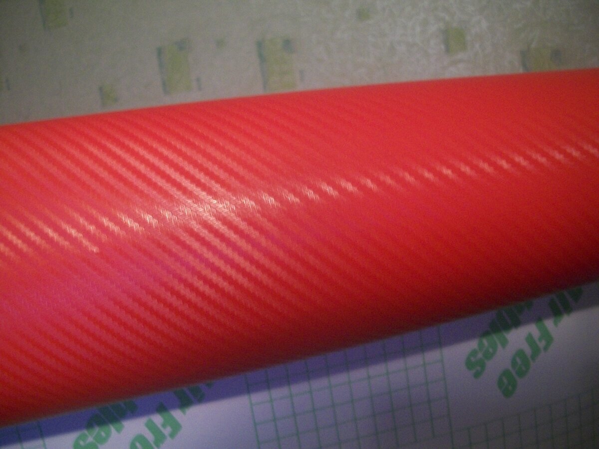 Рулон виниловой пленки под карбон