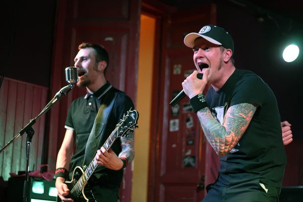 О чем ваши песни? 