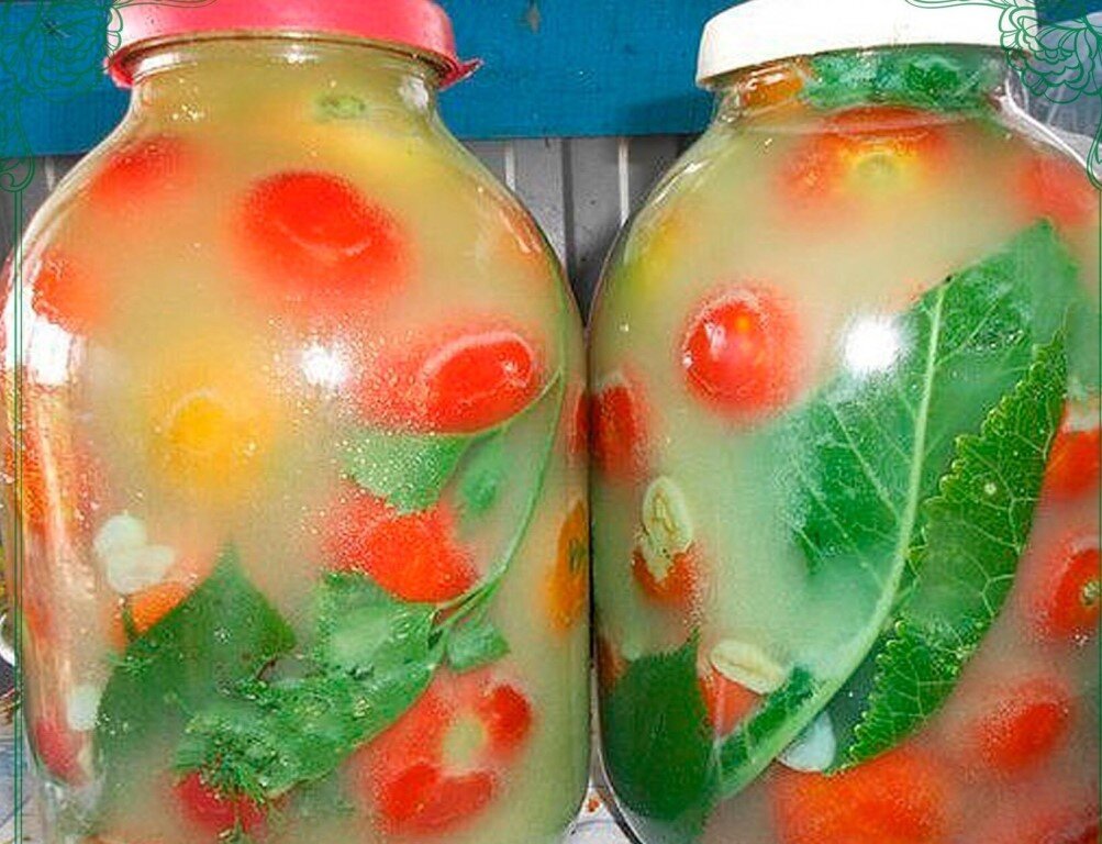 Помидоры под капроновой крышкой. Томат пальчики оближешь. Помидоры на зиму под капроновую крышку холодным способом. Солить помидоры холодным способом в банках. Томат в банке.