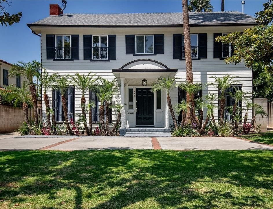 Фото: The Bienstock Group and MLS