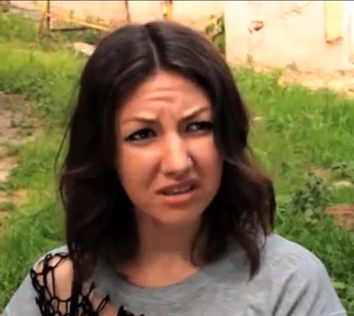 Примерно такое лицо у людей не увлекающихся компьютерными играми, когда они слышат разговор двух геймеров.