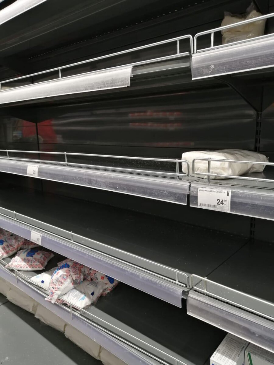 У меня уже достаточно таких фото для иллюстрации. И это при том, что никаких проблем с продовольствием пока не предвидится