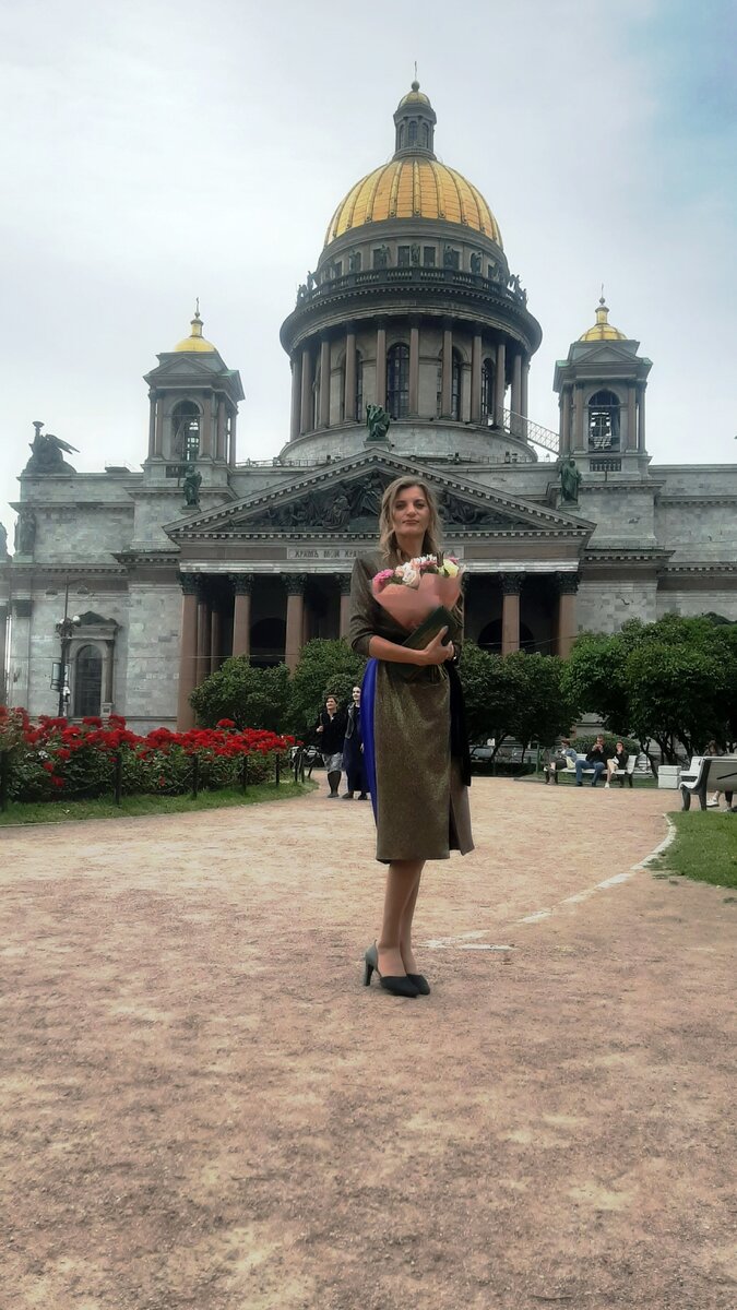 Личная фотография, Я Елена напротив Исаакиевского Собора