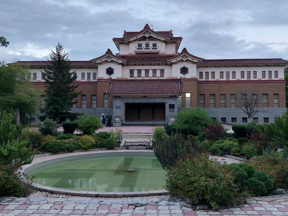 Краеведческий музей южно сахалинска фото