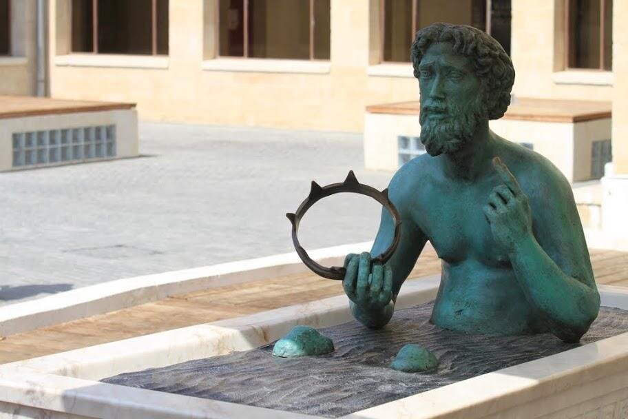Памятник Архимеду в ванне. Научный парк Noble Energy, Мадатек, Хайфа