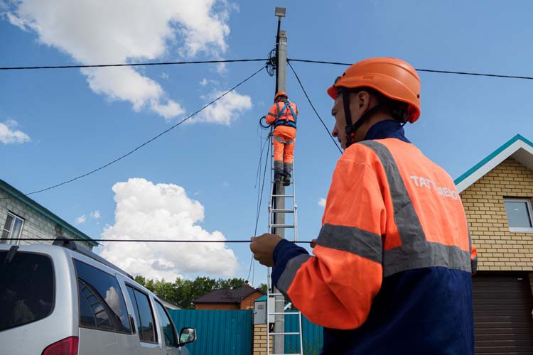 «Существенный объем средств был затрачен на закупку нового оборудования и материалов для подключения клиентов к услугам связи». Фото: «БИЗНЕС Online»