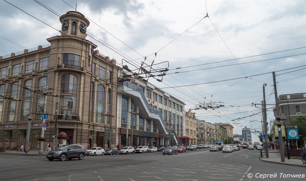 Вид на перекресток сегодня