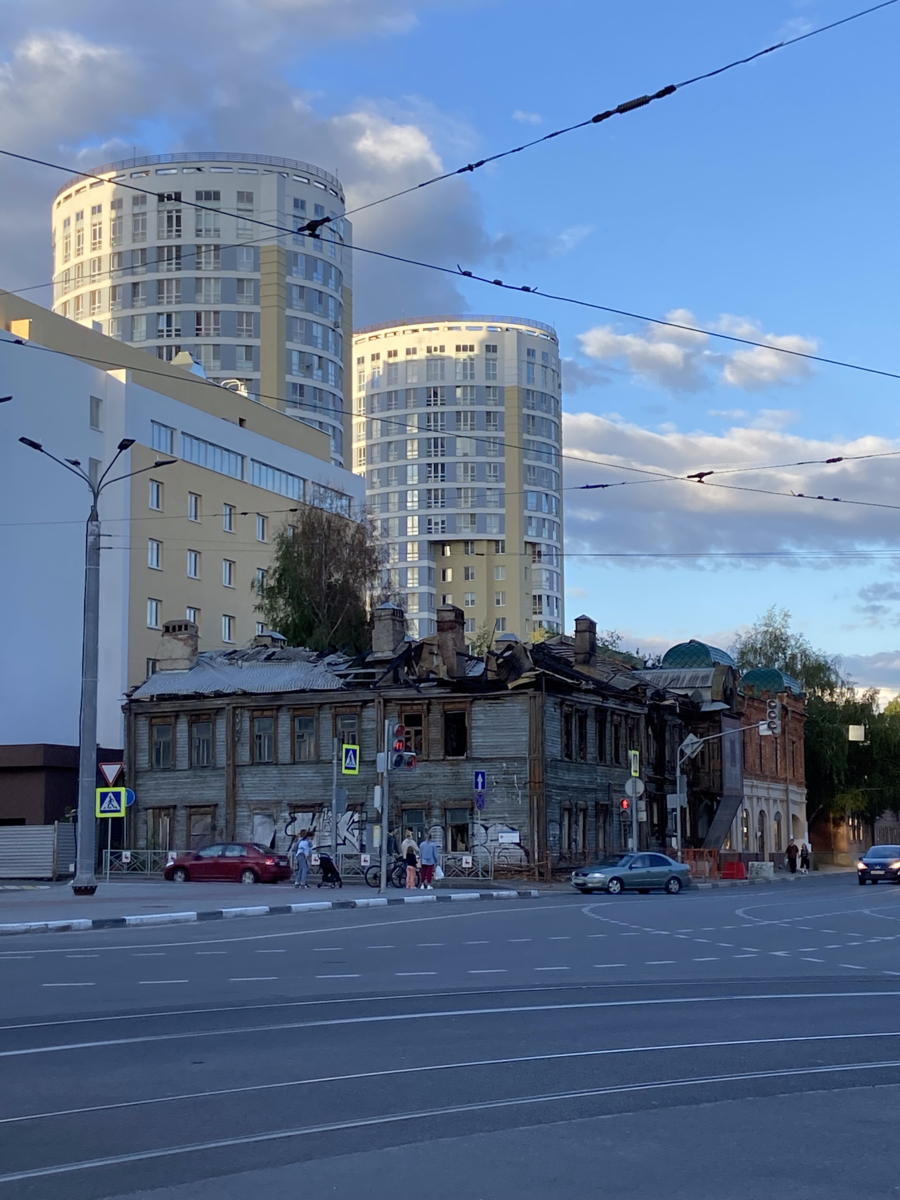 Увядающий исторический облик Нижнего Новгорода.