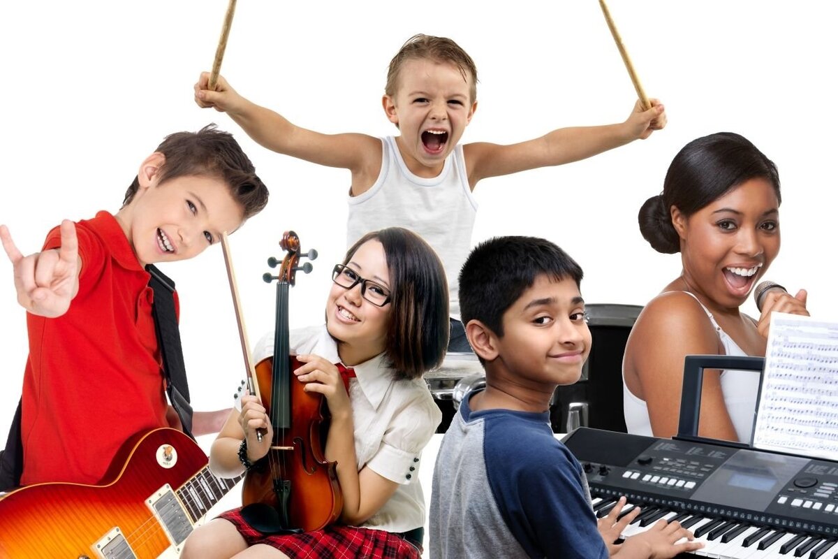 Musical class. Дети музыканты. Дети в музыкальной школе. Занятия в музыкальной школе. Дети на занятиях в музыкальной школе.