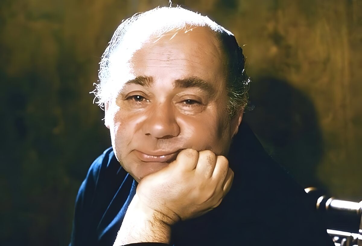 Евгений Леонов
