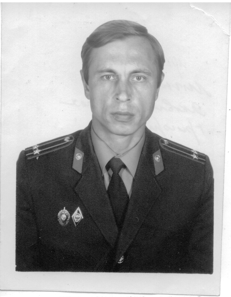 Первый командир приморского СОБР с 1993 по 1997 годы  подполковник милиции Яковлев Сергей Григорьевич