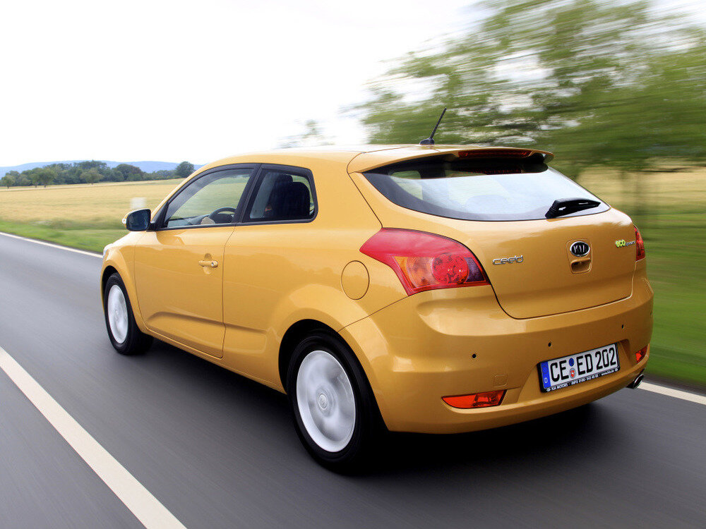 Kia Ceed С…СЌС‚С‡Р±РµРє РєСѓРїРµ