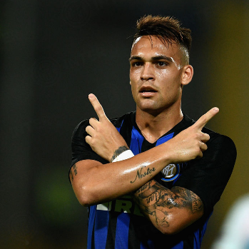 Лаутаро в матче против "Зенита"