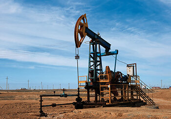 ОАО «Татнефтеотдача» — подразделение нефтяной компании «Альянс» — ведет разведку и добычу на Елгинском и Степноозёрском месторождениях в Республике Татарстан. Более 86% запасов углеводородного сырья трудно извлекаемые, что увеличивает себестоимость продукции.