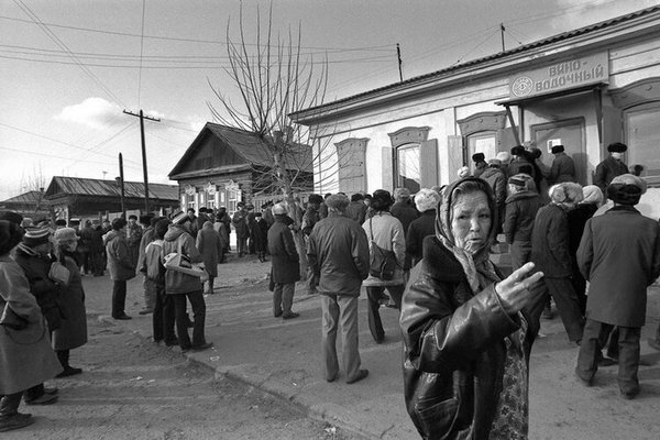 Искренне жаль тех людей, чья жизнь и смерть пришлись на годы существования СССР. Всю свою жизнь промаявшись по длинным очередям,...