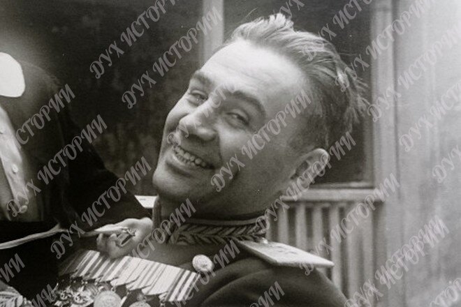 Павел Судоплатов - советский разведчик, участник закрытых переговоров спецслужб накануне конференций.