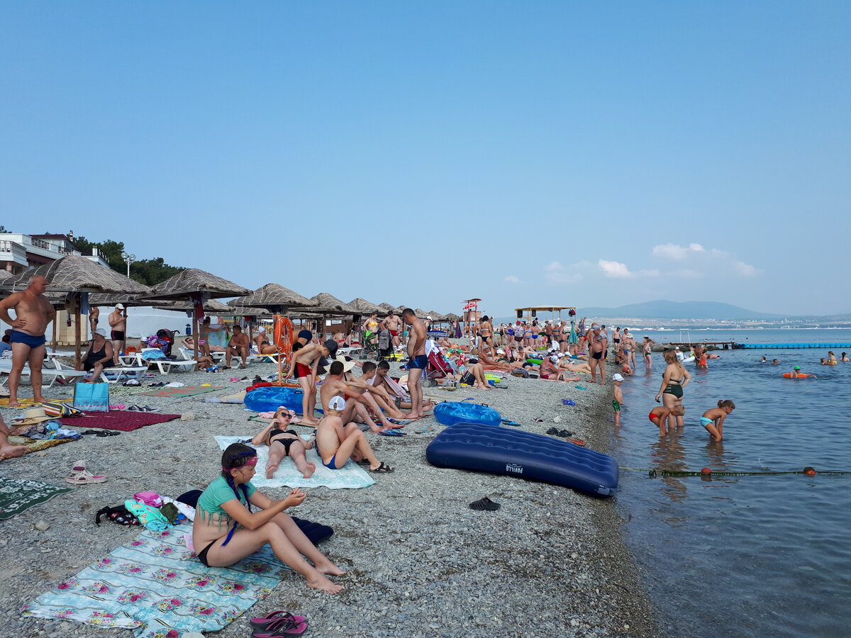 Пляж Сады морей 9 утра