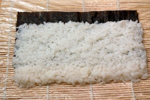 Фото: лист нори и рис(открытый источник)