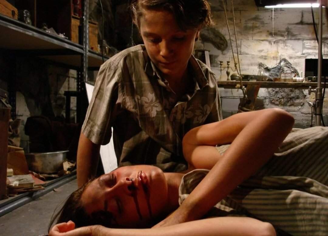 Кадры из фильма