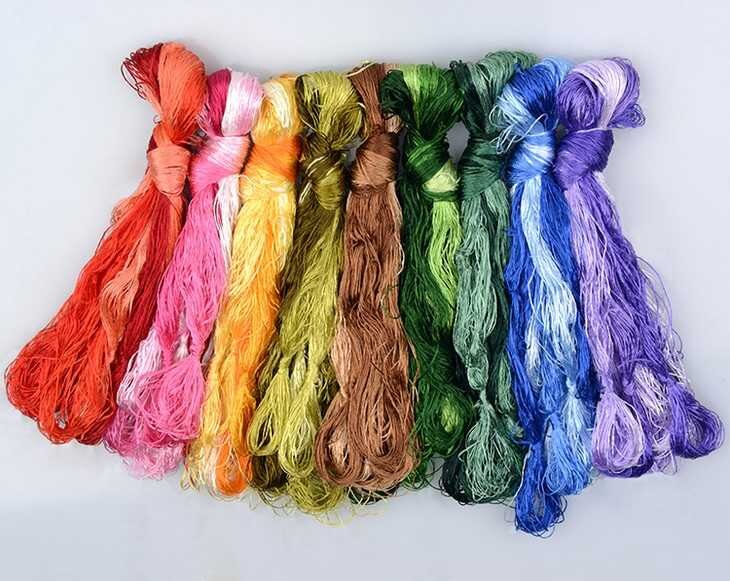 мулине "мулине 730" dmc 730. цветные нитки мулине. 44лл армированные нитки для швов. мулине нитки для вышивания. мулине dmc 928.