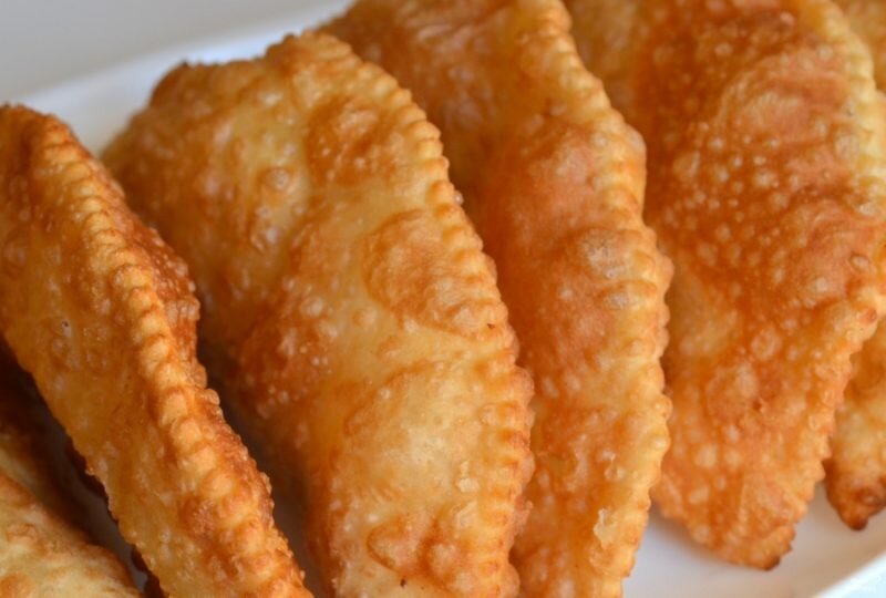 Рецепт чебуреков. Иллюстрация с сайта https://povar.ru