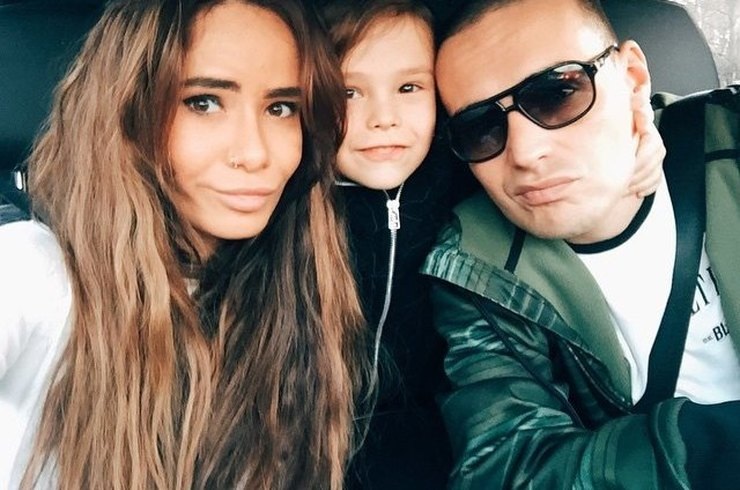 Айза Анохина и Гуф с сыном Самиinstagram.com/aizalovesam