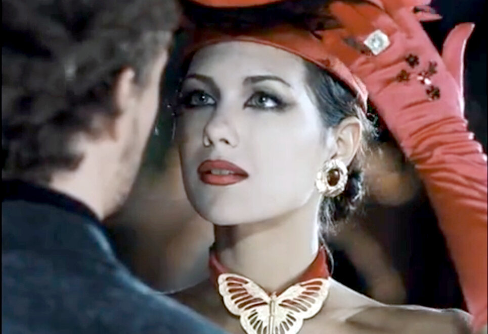 Екатерина Климова. Кадр из кинофильма "Яды, или Всемирная история отравлений" (2001), режиссер Карен Шахназаров, сценарист Александр Бородянский, Карен Шахназаров, композитор Анатолий Кролл. Скриншот кадра для иллюстрации