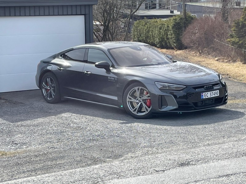 Audi E-Tron GT quattro