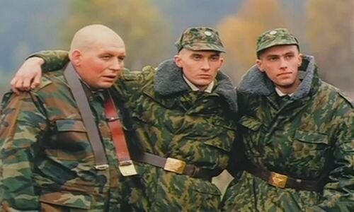 Кому-то непривычно видеть Леню Воронина лысым :) (фото взято с сервиса Яндекс Картинки)