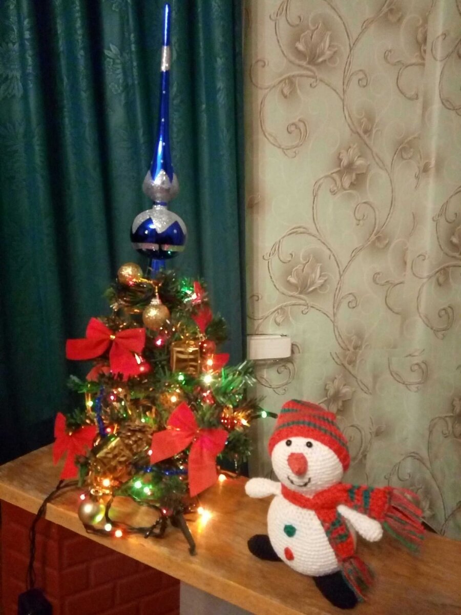 Снеговичка связала