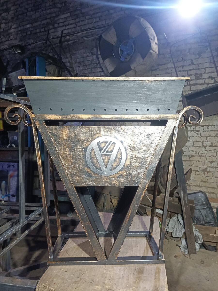 Лицевая сторона