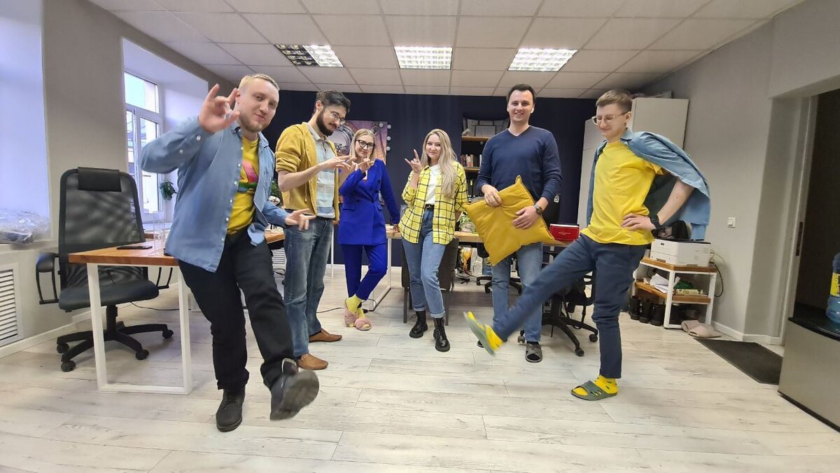 "Точка отрыва" - лучшее место для работы в мире. И это не призыв) мест нет, просто надейтесь, что где-то будет также хорошо, как у нас