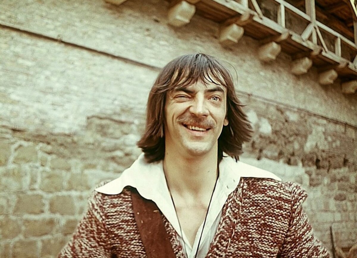 Лицо гасконской национальности в изображении Михаила Боярского.