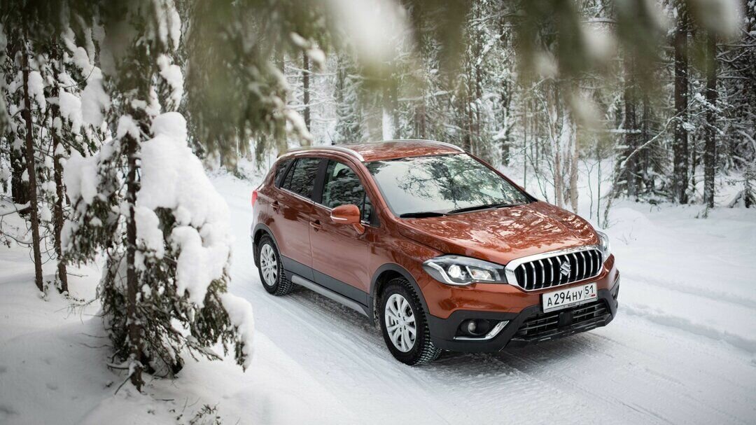 SUZUKI SX4 (фото из открытых интернет источников).