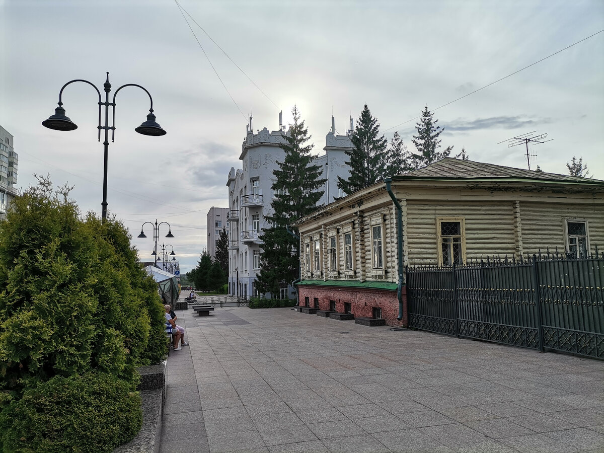 Как выглядела улица Чокана Валиханова в разные годы. Фотосравнения | ОМСК  было и стало. Фотосравнения | Дзен