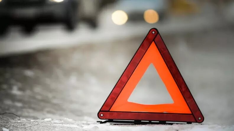     В Ростовской области погиб подросток в аварии с участием мотоцикла и грузовика, сообщили в региональном УГИБДД.