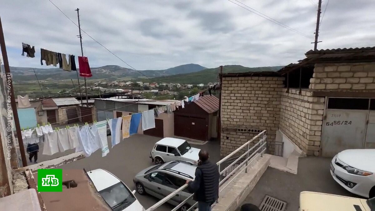    Власти непризнанного Нагорного Карабаха объявили о прекращении огня и разоружении