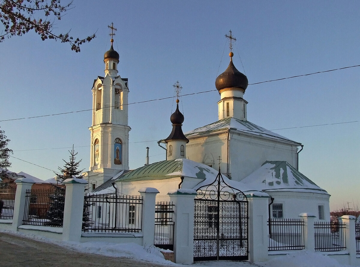 Общий вид храма. Фото 2010 г.