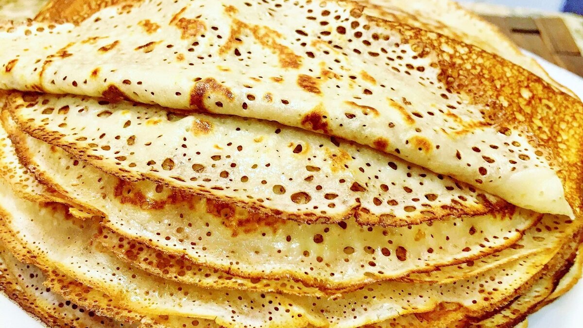 Блины на кефире с дырочками тонкие и очень вкусные