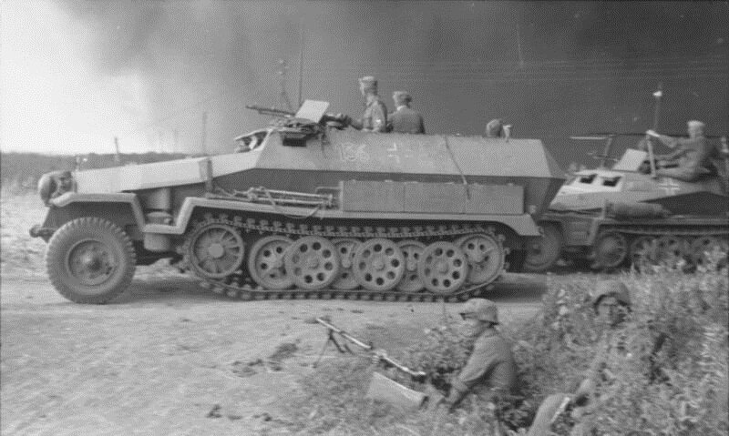 Бронетранспортер SdKfz-251